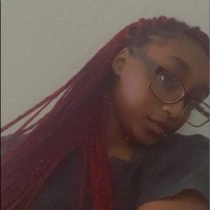 Meet your Posher, Roneisha